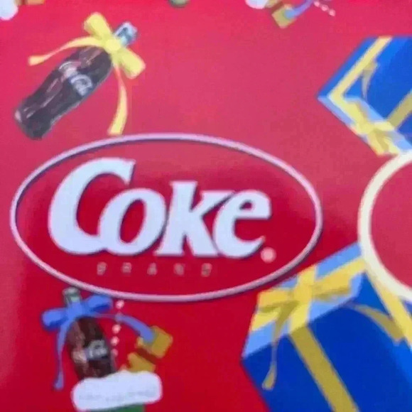 Coca Cola Vintage Santa Collectors Tin with two decks of cards NWT in BOX - Picture 4 of 14